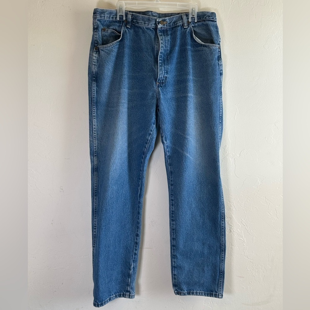 Wrangler Medium Wash Straight Leg Work Jeans Sz 40x32